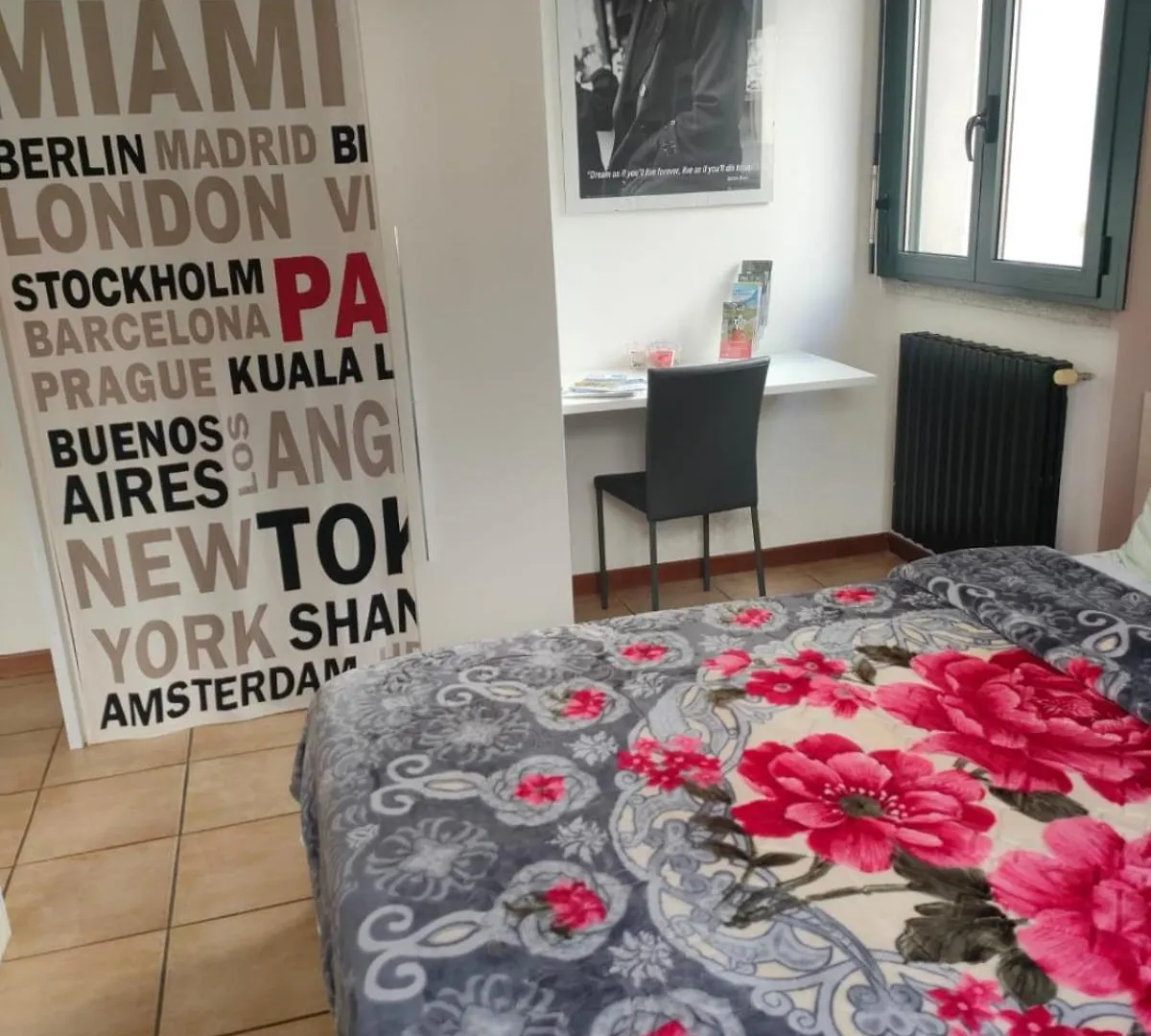 Bernina Station Center Apartment - Tirano Italië